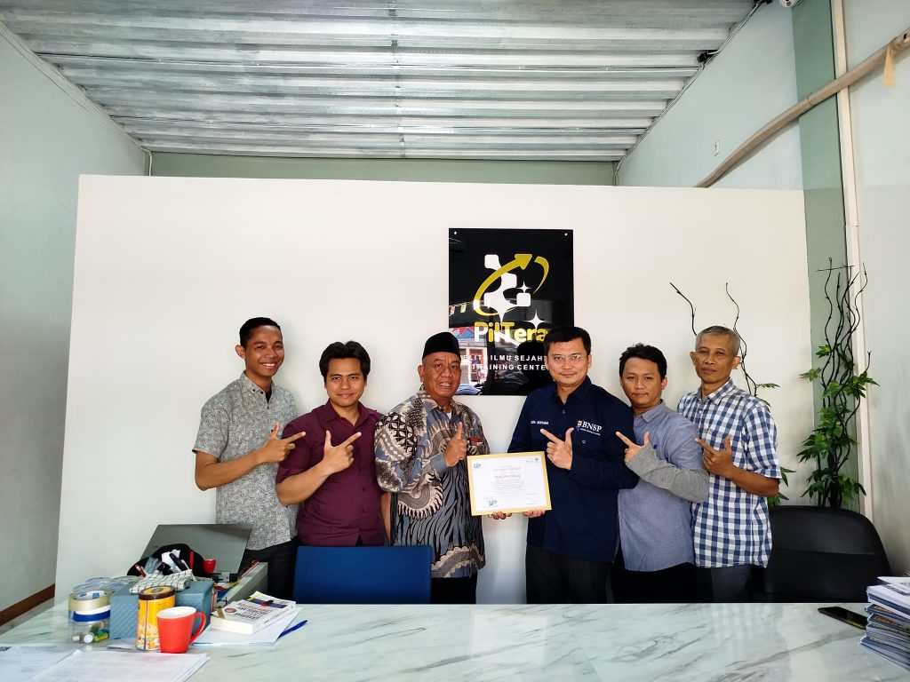 Peningkatan Sumber Daya Manusia di Lingkungan Yayasan Pelita Ilmu Sejahtera melalui Uji Kompetensi BNSP bagi Tutor dan Instruktur LPK Piltera Training Center